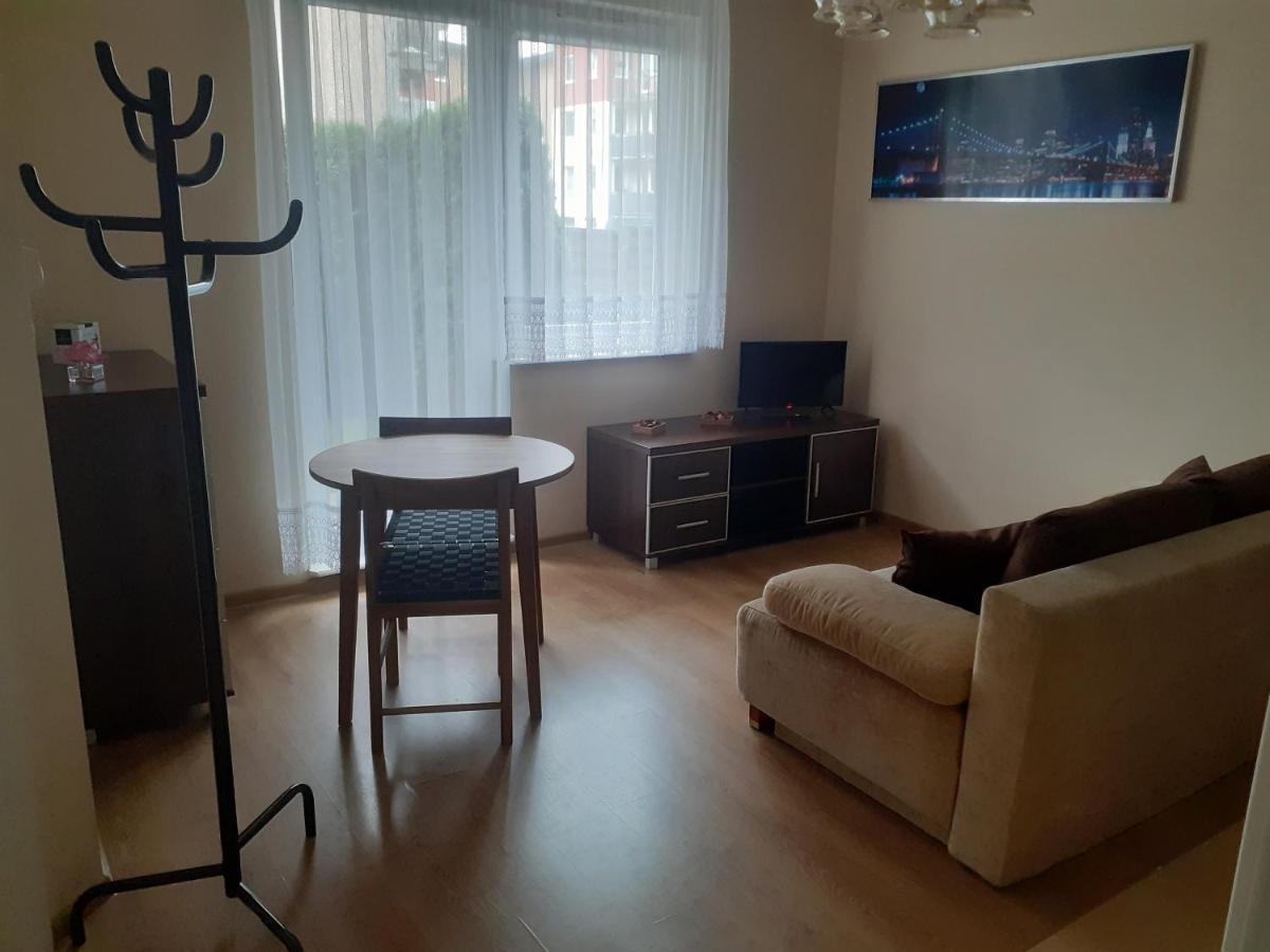 Sloneczny Apartament Z Malym Ogrodkiem 威赫罗伏 外观 照片