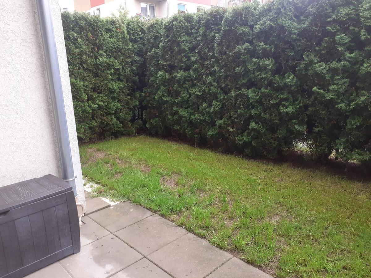 Sloneczny Apartament Z Malym Ogrodkiem 威赫罗伏 外观 照片