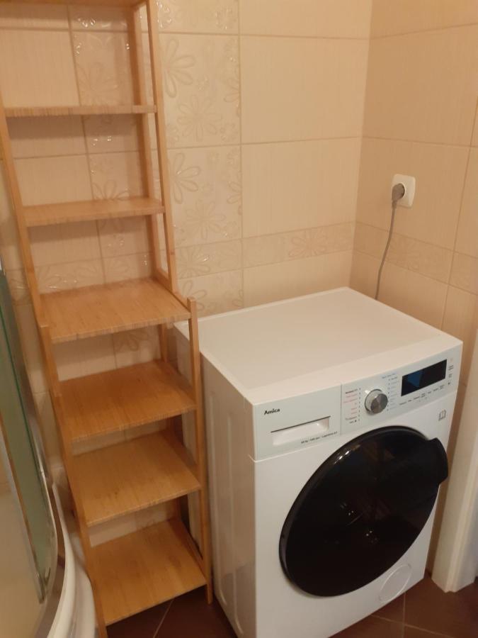 Sloneczny Apartament Z Malym Ogrodkiem 威赫罗伏 外观 照片