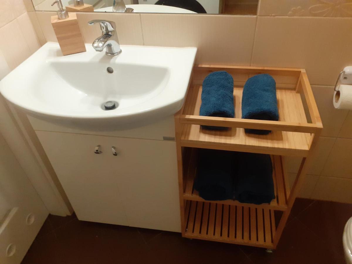 Sloneczny Apartament Z Malym Ogrodkiem 威赫罗伏 外观 照片