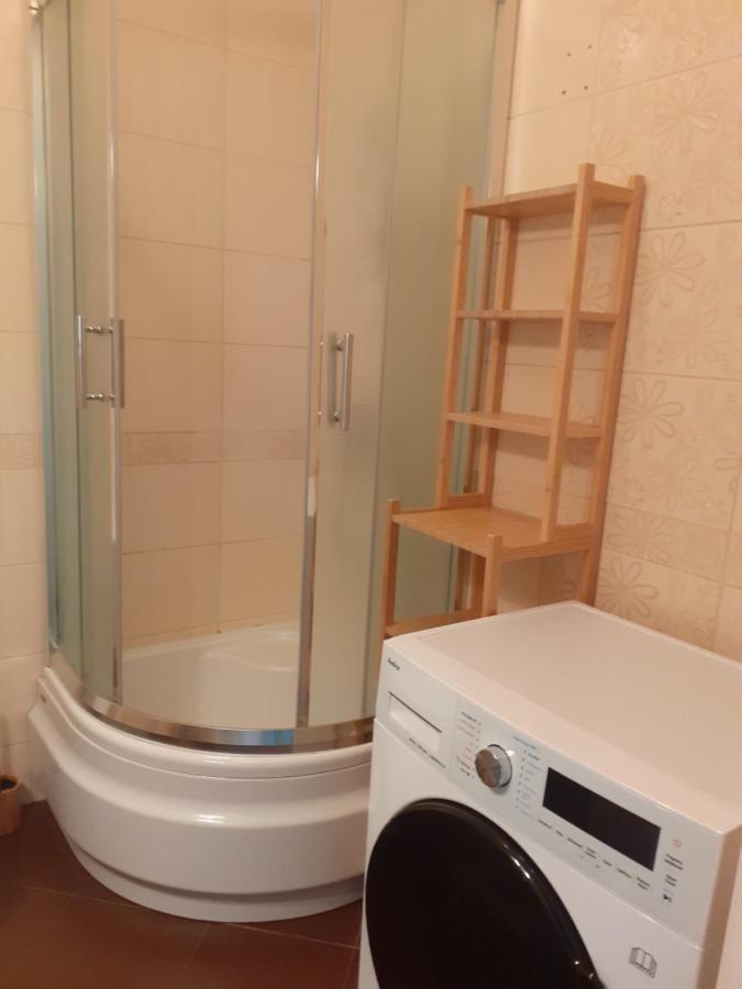 Sloneczny Apartament Z Malym Ogrodkiem 威赫罗伏 外观 照片